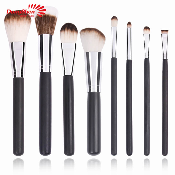Professional 8pcs soft skin-friendly synthetic hair wooden handle makeup brush set Featured Image