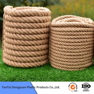 China Factory New Arrival 3 Strand Line Twisted Polyester Rope with High Quality, Cheap Price for Home Decoration, Gift Packing, Decor Crafts, DIY, Wedding