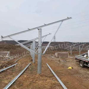 Suporte de sistema de instalação de painel solar fotovoltaico de liga de alumínio em aço em forma de C