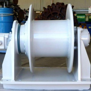 Marine winch with Hydraulic or electric control systems