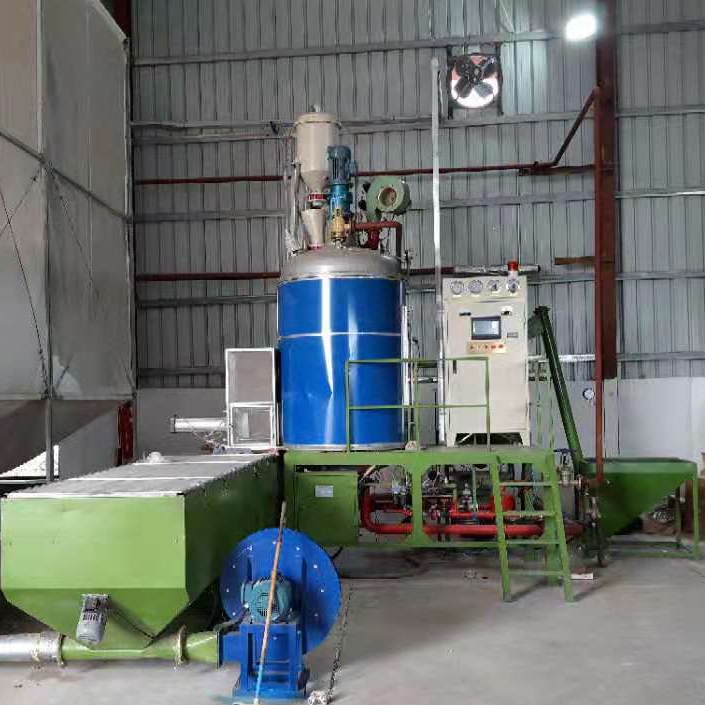 EPS mašina za kontinualnu proizvodnju granula