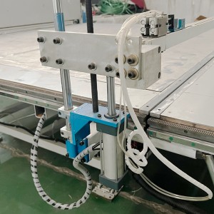 Tallador d'escuma vertical automàtic DTLQ 4LA amb taula giratòria