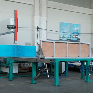 Tallador vertical automàtic DTLQ 4L D&T de 600 mm d'alçada amb potència de 1,74 kW