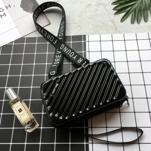 ກະເປົາໃສ່ກະເປົ໋າ ABS+PC Mini Wrist Bag, ກະເປົ໋າງານລ້ຽງຜູ້ຍິງ