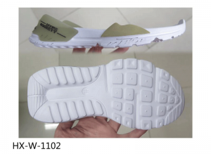 Hot sale  Mold On Shoes In Closet  - China profesional eva tpu sole injection mold maker making outsole – dingxin