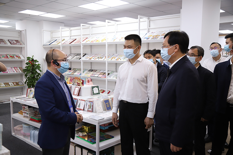 MU grupės meras Xing tyrimas MU grupės Yiwu operacijų centras