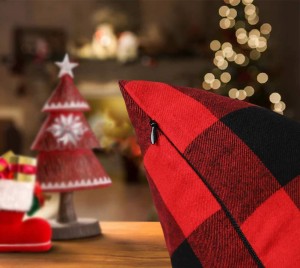 Сет од 2 божићне навлаке за јастуке са карираним јастучићима, јастучнице за кућни декор, црвене и црне