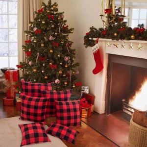 2 db karácsonyi kockás díszpárnahuzatból álló készlet, párnahuzat otthoni dekorációval, piros és fekete