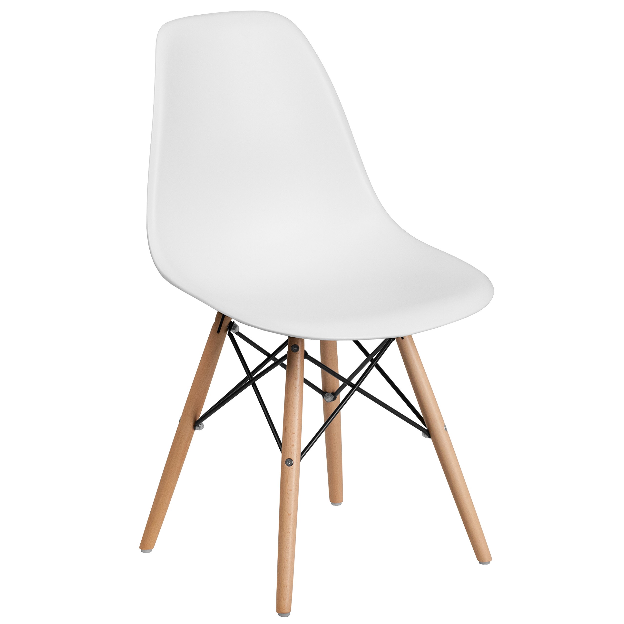 Սպիտակ պլաստիկ աթոռ փայտե ոտքերով տան դեկոր