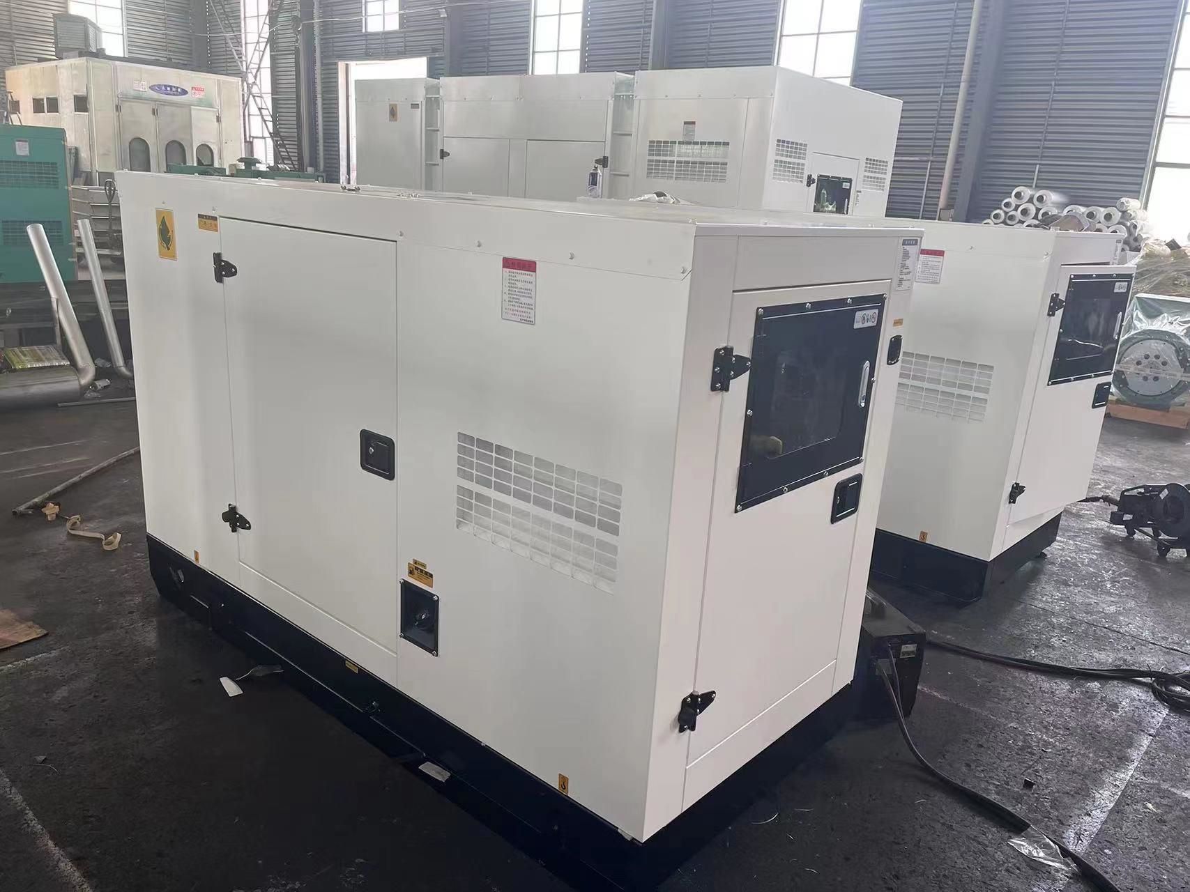 Yangzhou East Power Equipment Co., Ltd. Two Units 30KW and One Unit 500KW Cummins with Stanford silent diesel generator set were ready for sending to Vietnam!