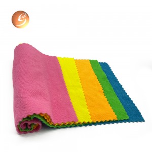 Asciugamani di cuttuni in Cina à l'ingrossu, asciugamani in microfibra, asciugamani di bambù, asciugamani di spiaggia