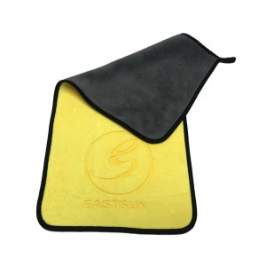 कार की सफाई के लिए सबसे लोकप्रिय माइक्रोफाइबर तौलिया माइक्रोफाइबर कपड़ों में से एक