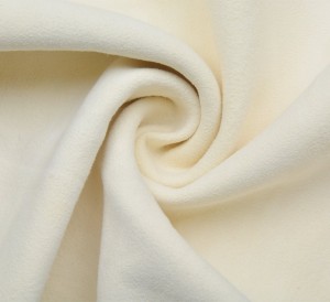Pabrik Cina untuk kain pembersih mobil chamois alami penyerap super dalam gulungan dengan wadah plastik