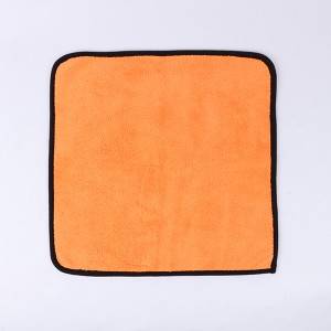 ผลิตจีนสองด้านสีส้มและสีเทา 600 แกรมผ้าทำความสะอาดรถยนต์ไมโครไฟเบอร์