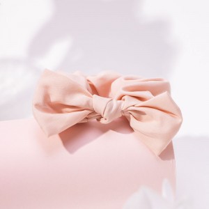Прилагођена еластична трака за косу од розе лептира од лиоцелл влакана сатенске кравате за косу за жене – БЕА002