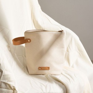 Personalizovaná cestovní taška z recyklované bavlny – CBC080
