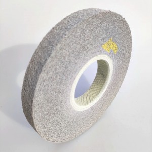 Gradning och polering Slipning av metallbearbetning av slingrande hjul