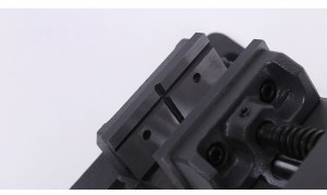 SC-LJ-L004 Ploščate klešče za vodilo, poševni primež 0-90 stopinj