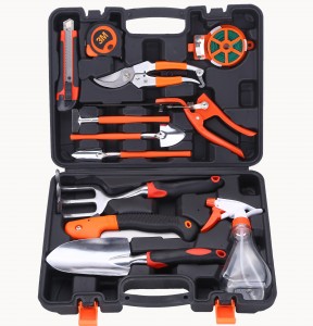 Conxunto de ferramentas para o kit de ferramentas de xardín multifunción manual na casa