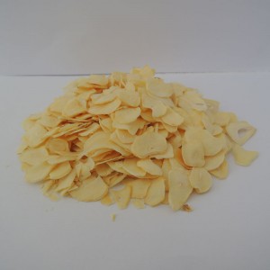 Fiocchi di aglio disidratato bianco vegetale essiccato