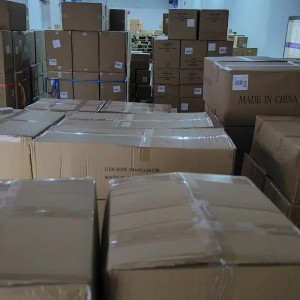 10 коробок 130 кг павербанки з Китаю в Німеччину експрес-доставкою DHL