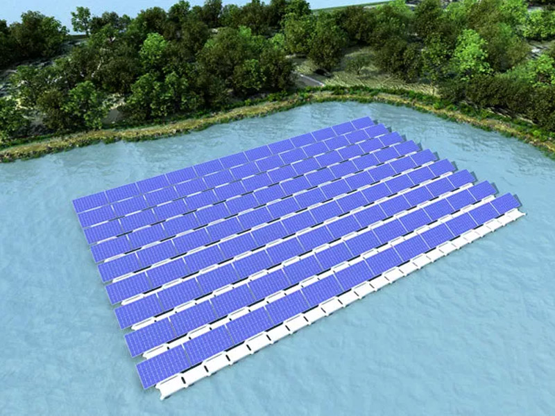 Central fotovoltaica flotante de auga