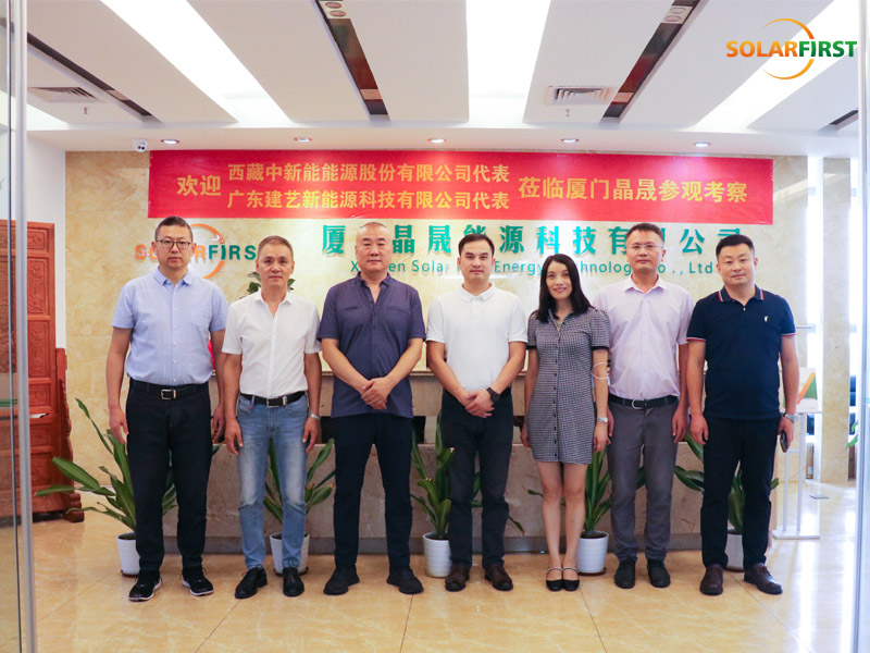 Guangdong Jianyi New Energy & Tibet Zhong Xin Neng navštívil Solar First Group