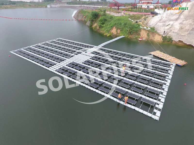 Pagkompleto sa Unang Floating Mounting Project sa Solar First Group sa Indonesia