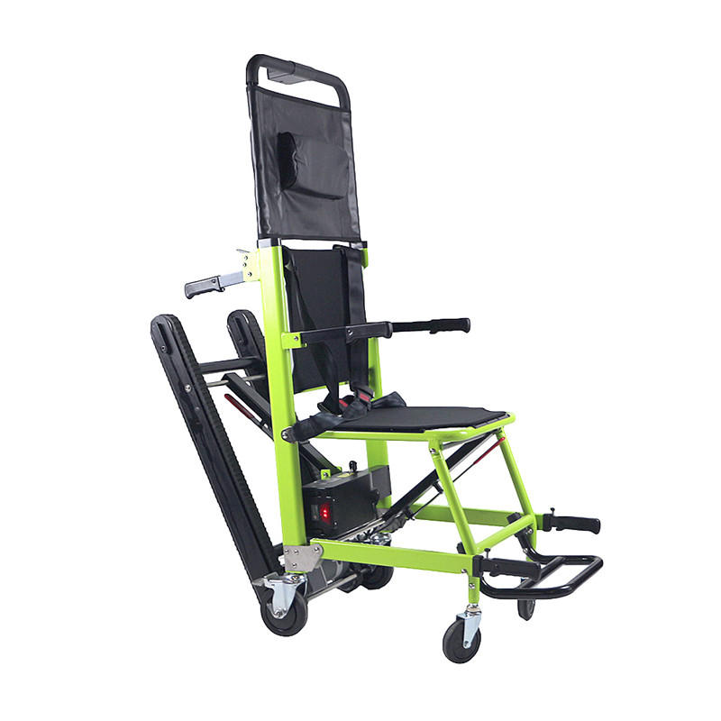 2021 Nuova sedia a rotelle elettrica portatile pieghevole per salire le scale con cingoli in gomma Immagine in primo piano