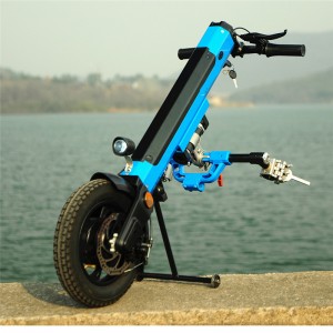 Voormotor voor handmatig rolstoelrijden