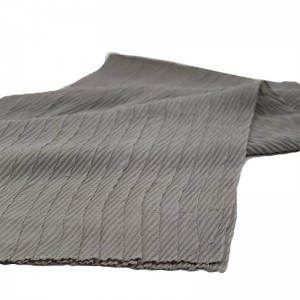 Monochrome tr cotton Scarf crimping Setelah proses crimping dan kerutan Jadikan kain Anda berwarna dan fleksibel Efeknya elegan dan modis