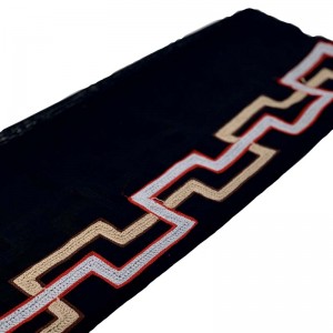 Prachtige geborduurde sjaal Heteromorfysk borduerwurk Damesjaal