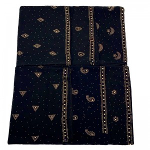 Celý šátek je diamantový Velmi krásný Extra černý dámský šátek