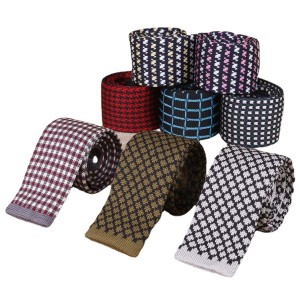 Flat knit tie