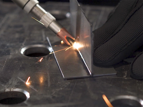 激光焊接成為汽車製造業的有力支撐