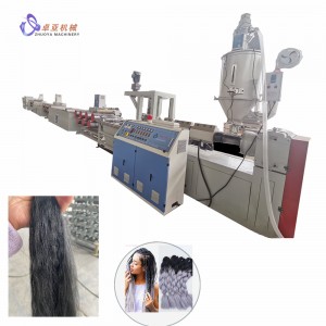 Ekstruderemaskine til syntetisk hårfilament af plast