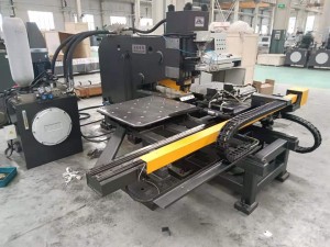 PP103B CNC Irin Ikole Plate Hydraulic Punching Machine