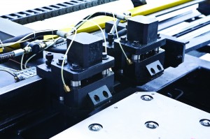 PP103B CNC اسٹیل کنسٹرکشن پلیٹ ہائیڈرولک چھدرن مارکنگ مشین