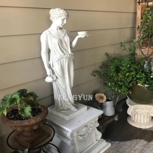 Мраморна издълбана статуя Хебе Богиня на младостта