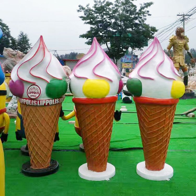 ประติมากรรมไอศกรีม (1)