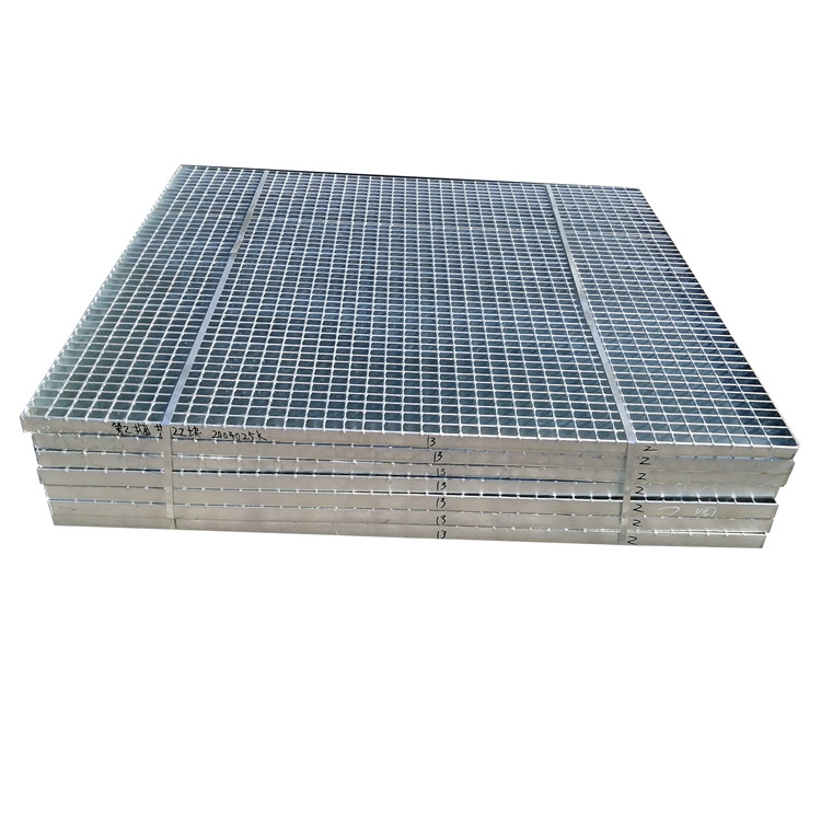 High quality 30×5 32×5 serrated stainless galvanized steel bar grating plate for floor