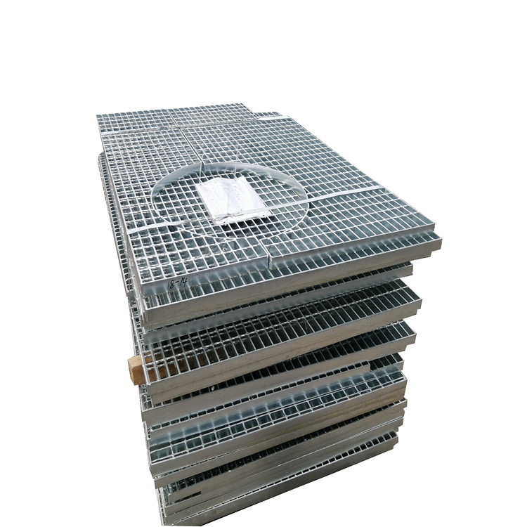 Hot Sale 25×3 32×5 30×3 Galvanized Flat Bar Steel Roof Walkway Grating In Malaysia Aluminum Platform Stairs