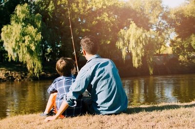 A Guide to Fishing with Kids