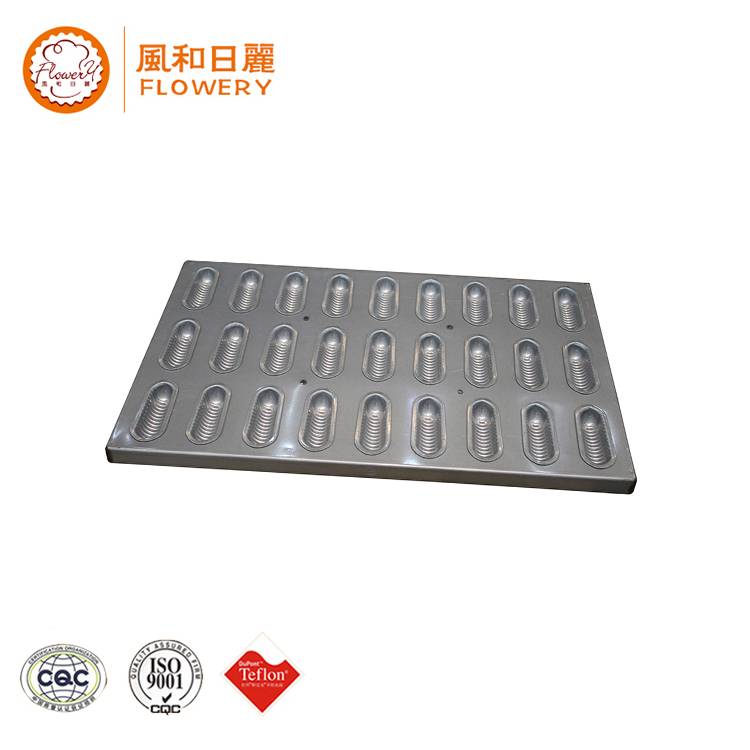 Factory price alusteel baking tray with silicone handle