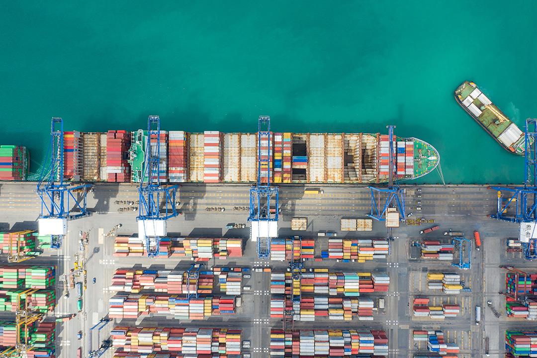 Obet mednarodne logistike 2022: ali bodo zastoji v dobavni verigi in visoke cene tovora nova normalnost?