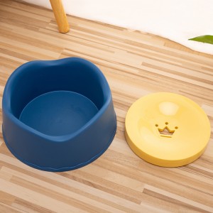 No-spill Slow Pet Water Feeder
