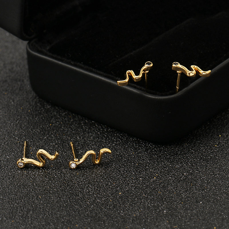 Foxi jewelry  korean stud earrings gold plated earrings for women 2021 popular snake earrings
