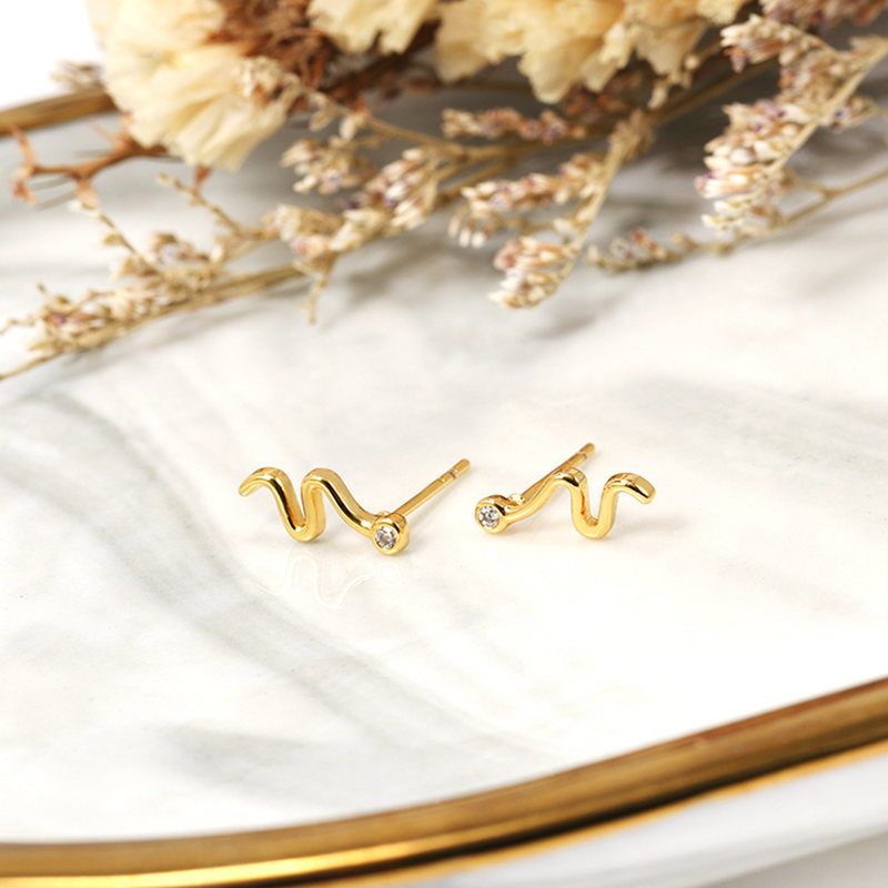Foxi jewelry  korean stud earrings gold plated earrings for women 2021 popular snake earrings