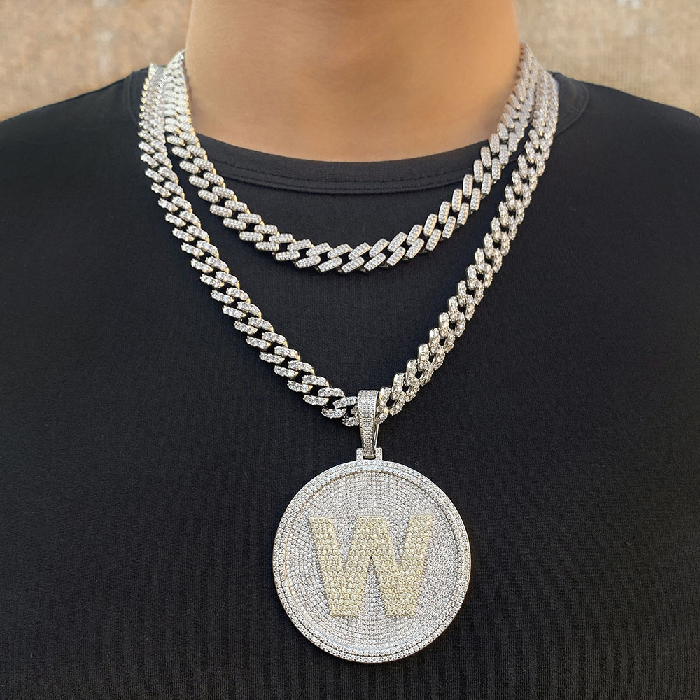 FOXI Iced Out Bling Letters W Necklace Letter Charm Necklaces Men’s Women Hip Hop Jewelry VVS Moissanite Necklace