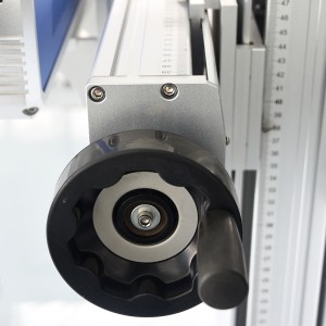 Високошвидкісний автоматичний літаючий лазерний маркувальний апарат Co2 Промисловий принтер із терміном придатності для пакетного кодування